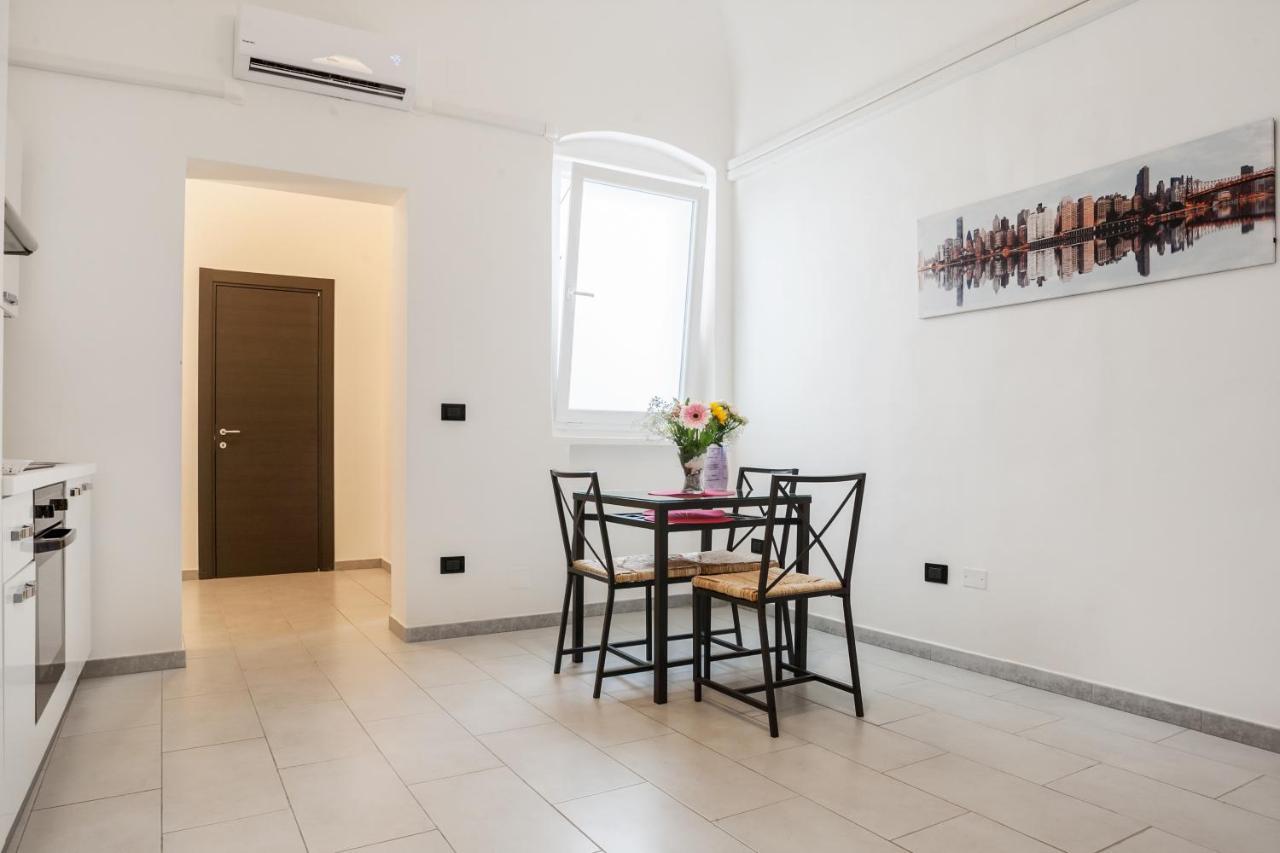 San Nicola Trilocali Vgm Apartment Bari Luaran gambar